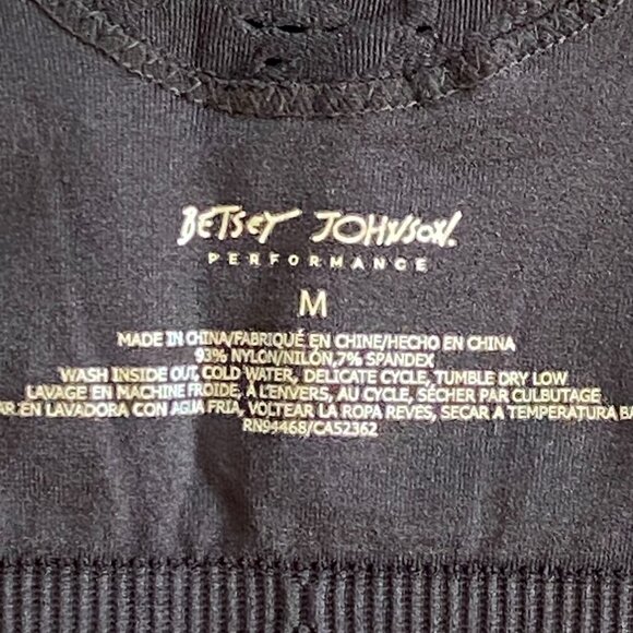 Betsey Johnson Black Sports Activewear Bra w/Eyelets size M Excellent Condition - Picture 9 of 9